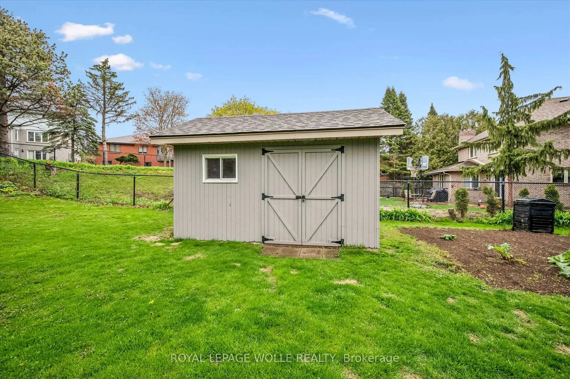 Photo 43 of 82 Corfield Drive, Kitchener — HOMEH