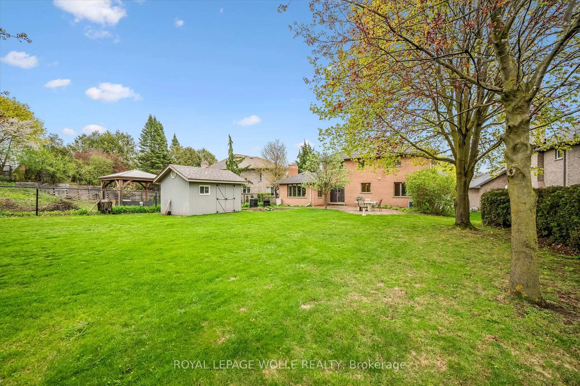 Photo 46 of 82 Corfield Drive, Kitchener — HOMEH