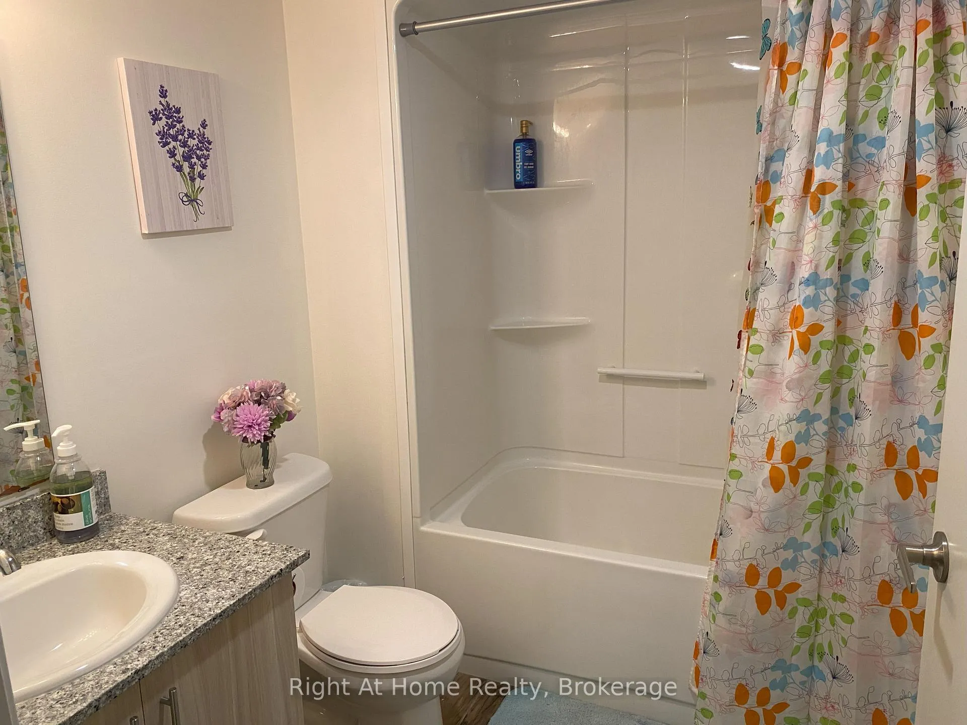 Photo 7 of Unit G204, 275 Larch Street, Waterloo, Beechwood/University — HOMEH