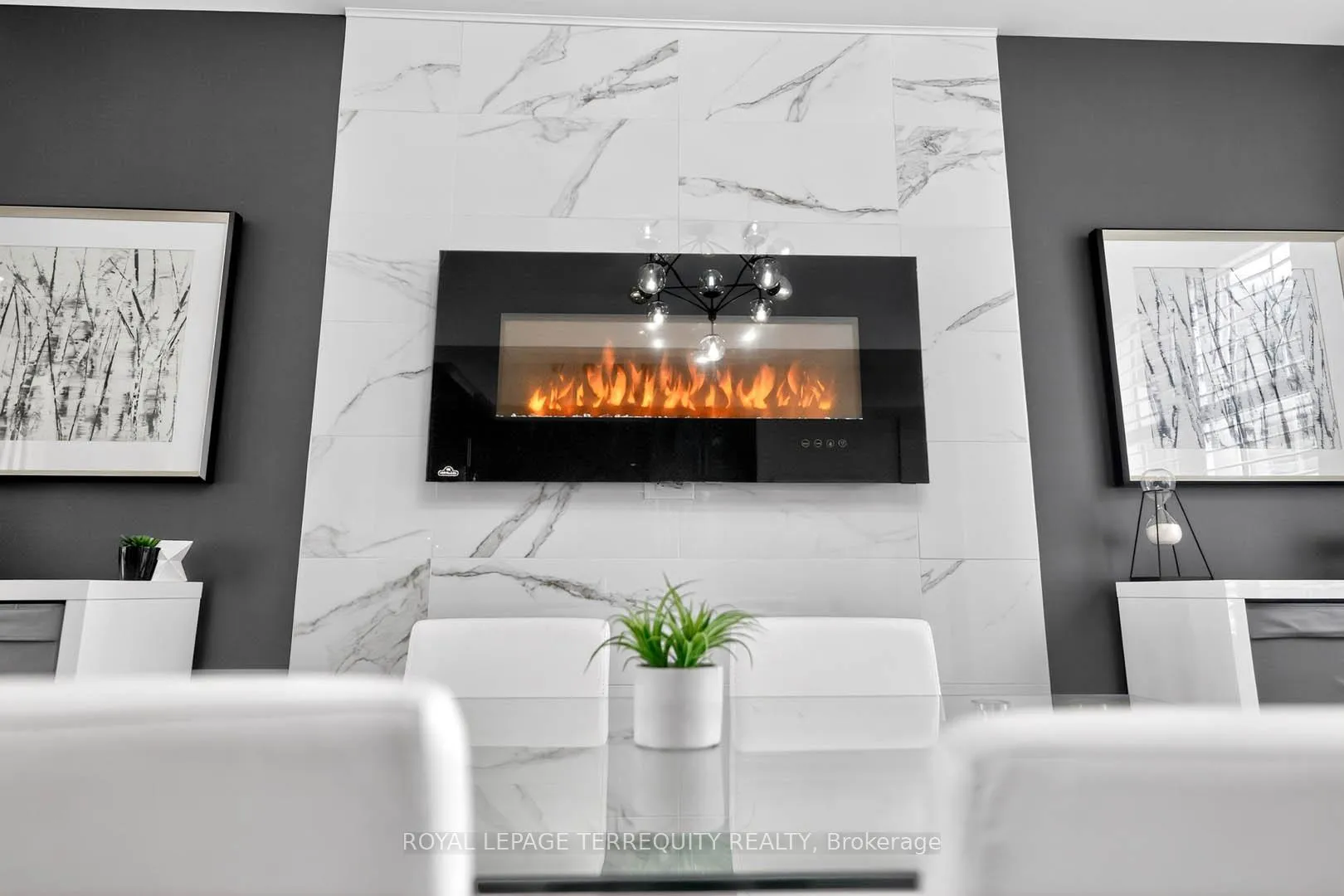 Photo 9 of 190 East's Corners Boulevard, Vaughan, Kleinburg — HOMEH