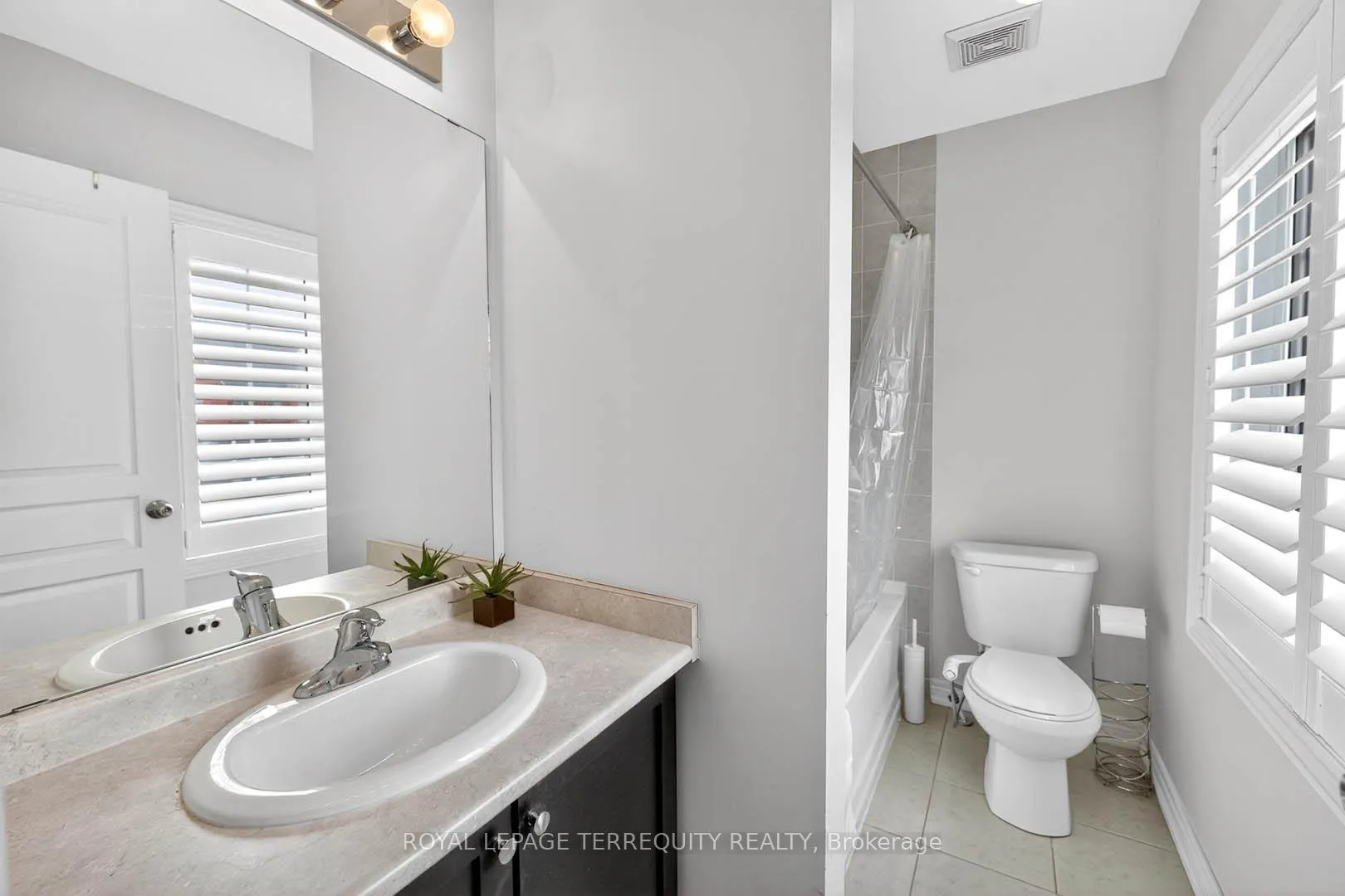 Photo 28 of 190 East's Corners Boulevard, Vaughan, Kleinburg — HOMEH