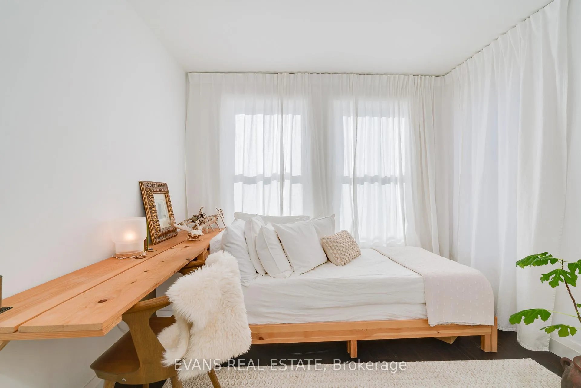 Photo 18 of 448 Gerrard Street E, Toronto, Cabbagetown-South St. James Town — HOMEH