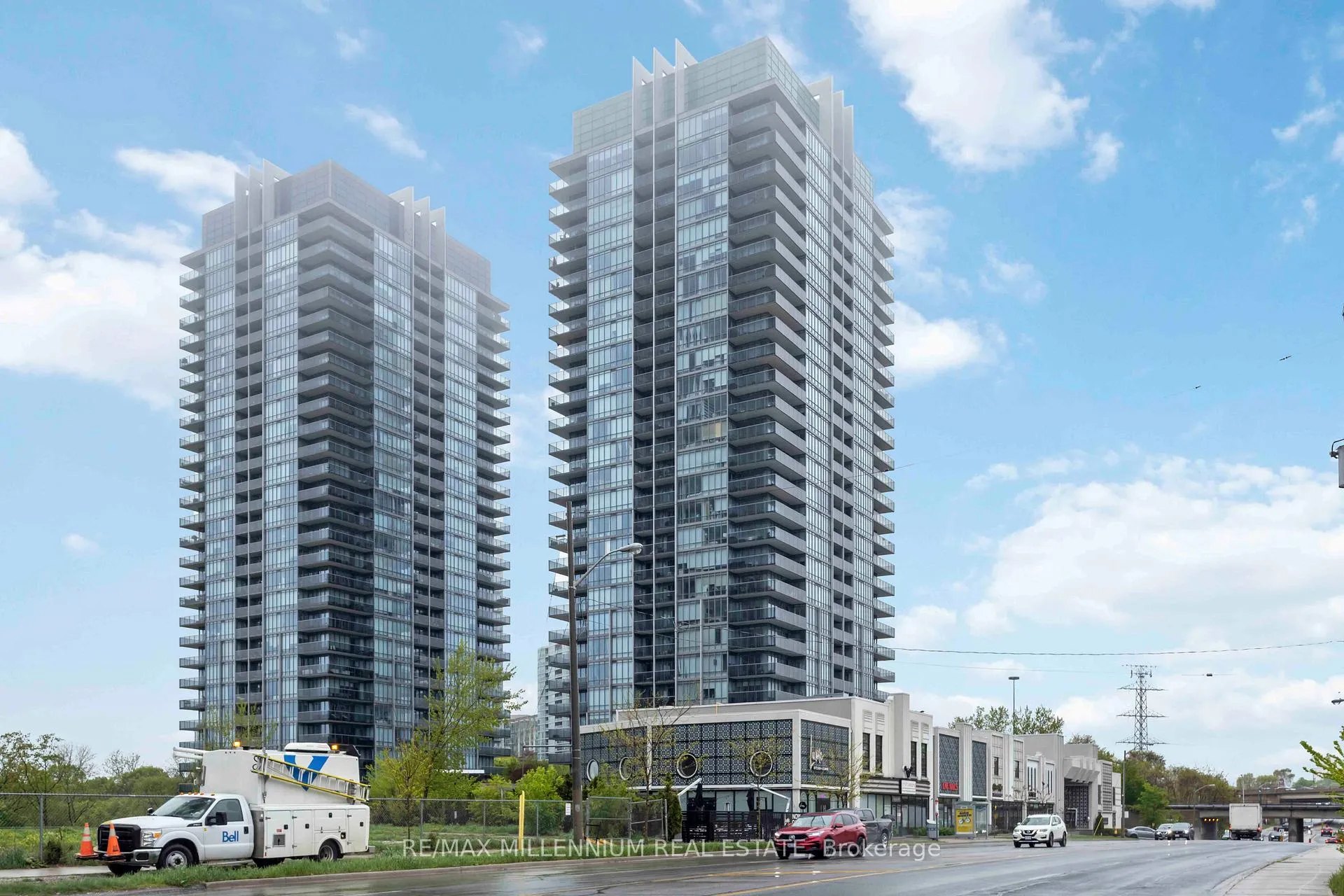 Front of Unit 1616, 90 Park Lawn Road