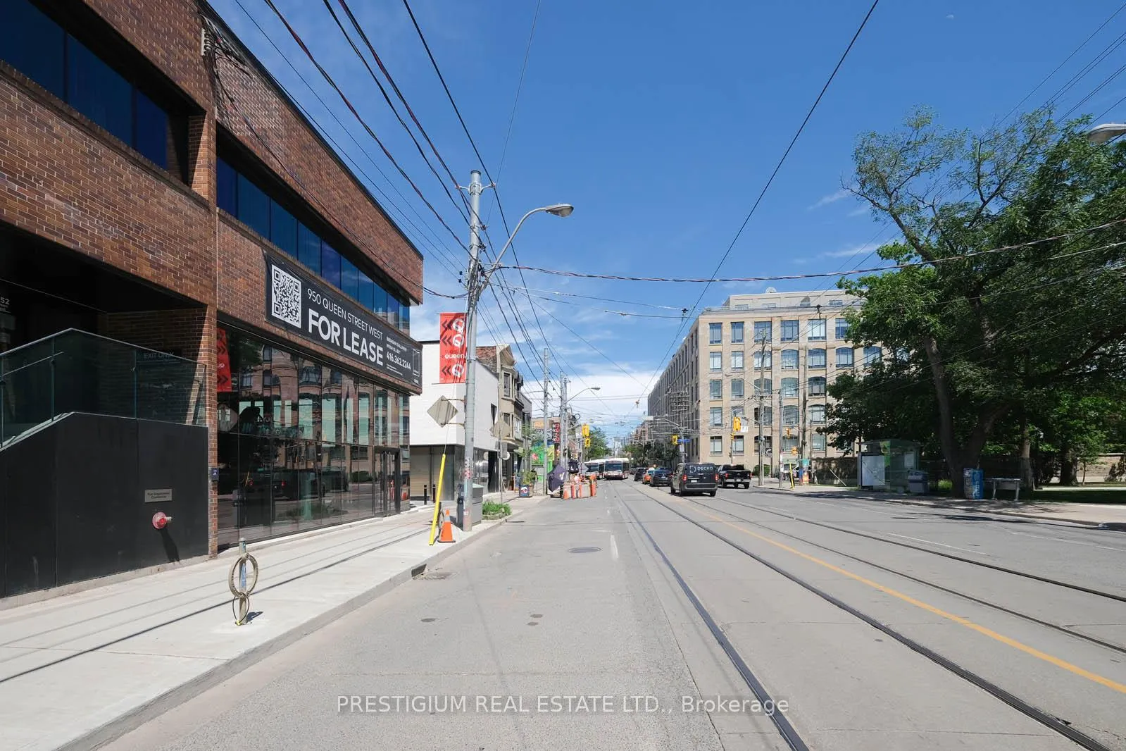Photo 4 of 940A Queen Street W, Toronto, Trinity-Bellwoods — HOMEH