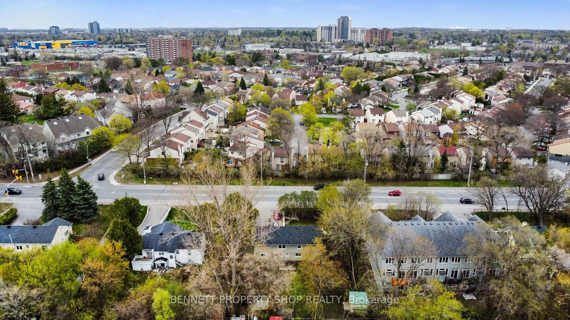 Photo 13 of 3033 Richmond Road, Ottawa, Britannia Heights — HOMEH