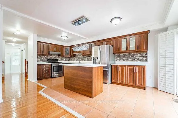 Photo 6 of 78 Fairhill Avenue, Brampton, Fletcher's Meadow — HOMEH