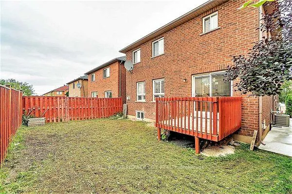 Photo 16 of 78 Fairhill Avenue, Brampton, Fletcher's Meadow — HOMEH