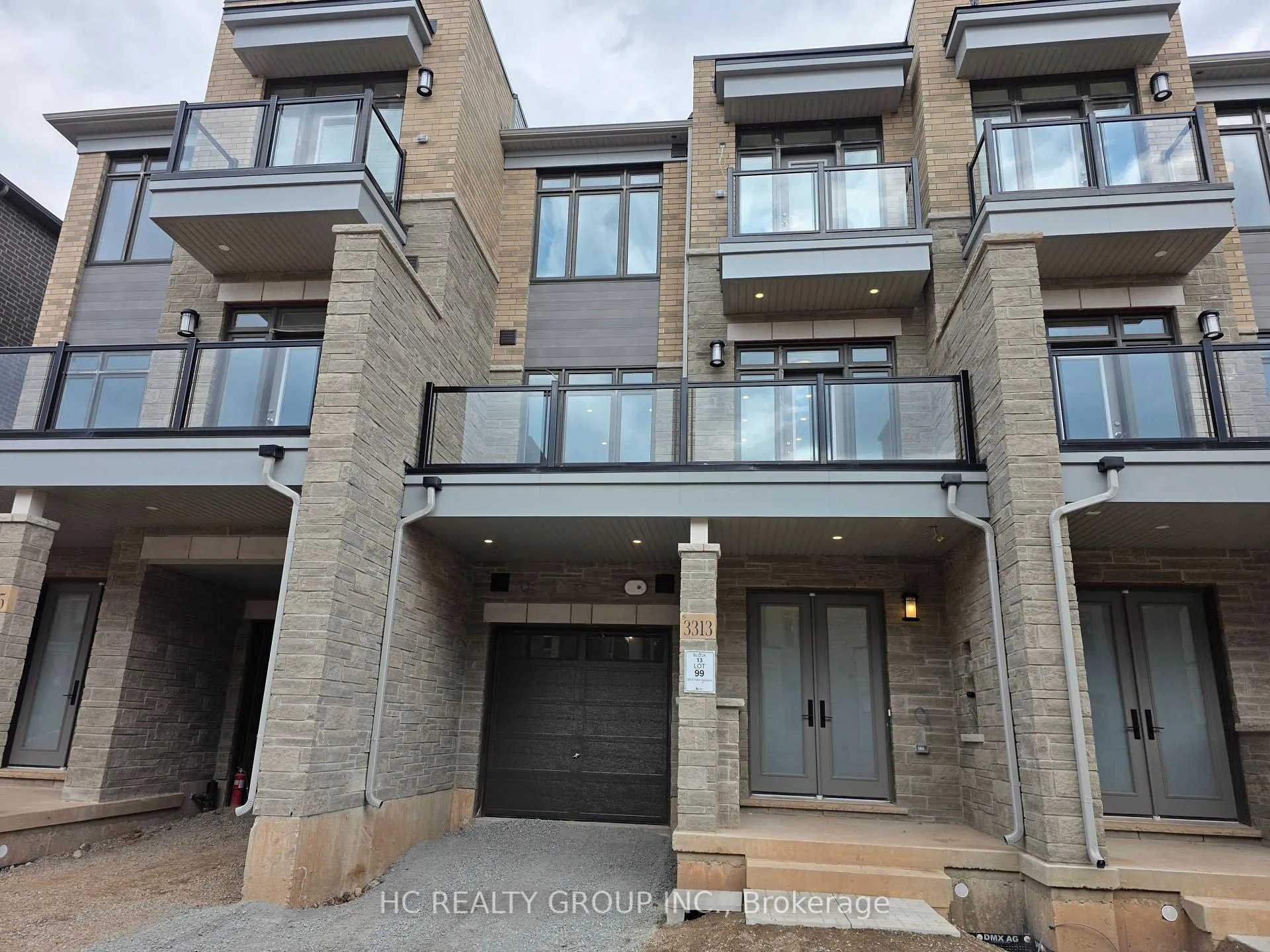 Front of 3313-Lot 99 Taha Gardens
