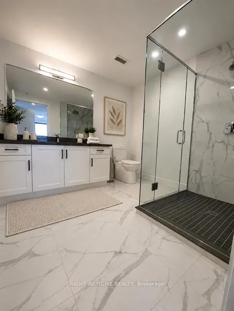 Photo 7 of Unit 507, 300B Fourth Avenue, St. Catharines, Ridley — HOMEH