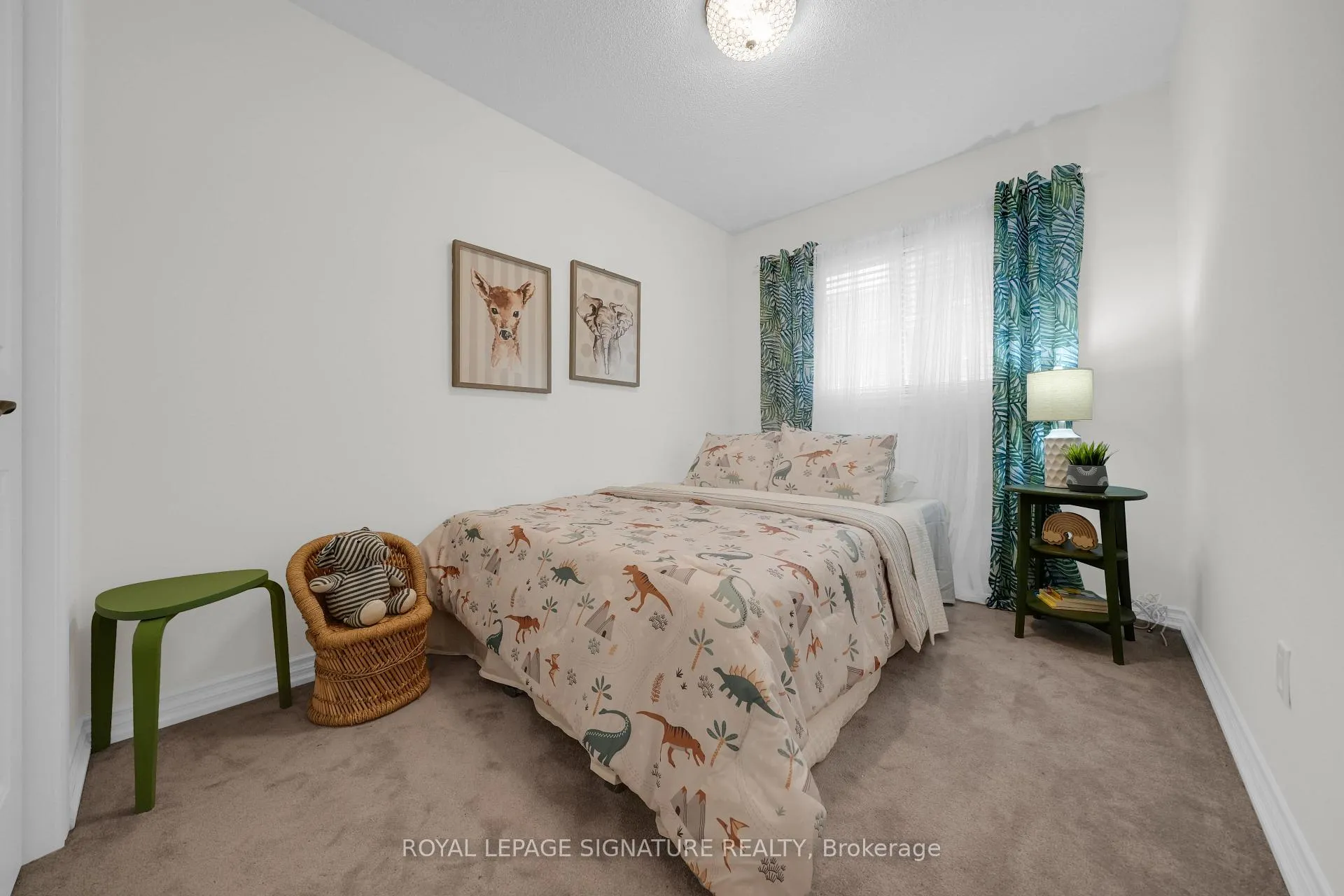 Photo 12 of 96 Wyndfield Crescent, Whitby, Pringle Creek — HOMEH