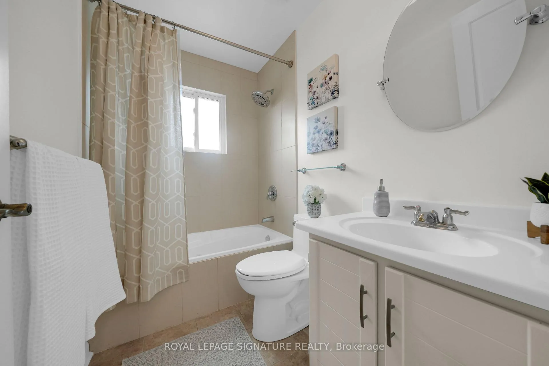 Photo 13 of 96 Wyndfield Crescent, Whitby, Pringle Creek — HOMEH