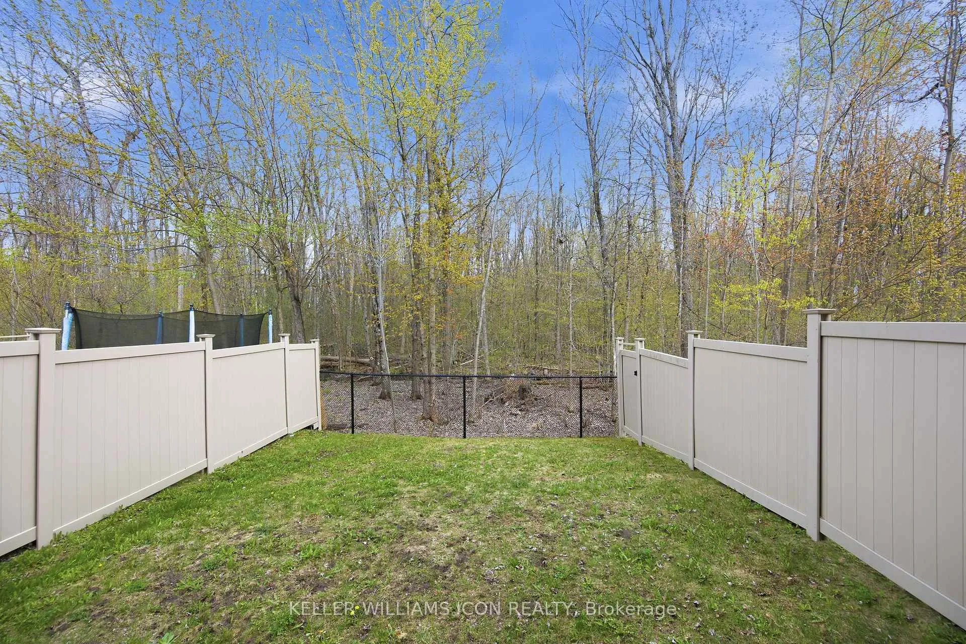 Photo 3 of 188 Larimar Circle, Ottawa, Riverside South/Gloucester Glen — HOMEH
