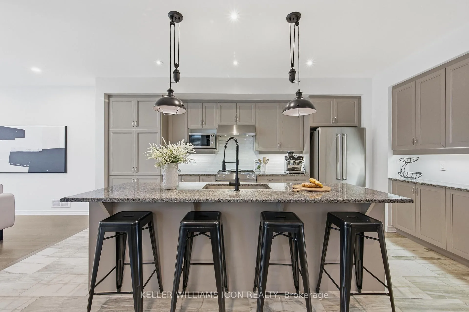 Photo 9 of 188 Larimar Circle, Ottawa, Riverside South/Gloucester Glen — HOMEH