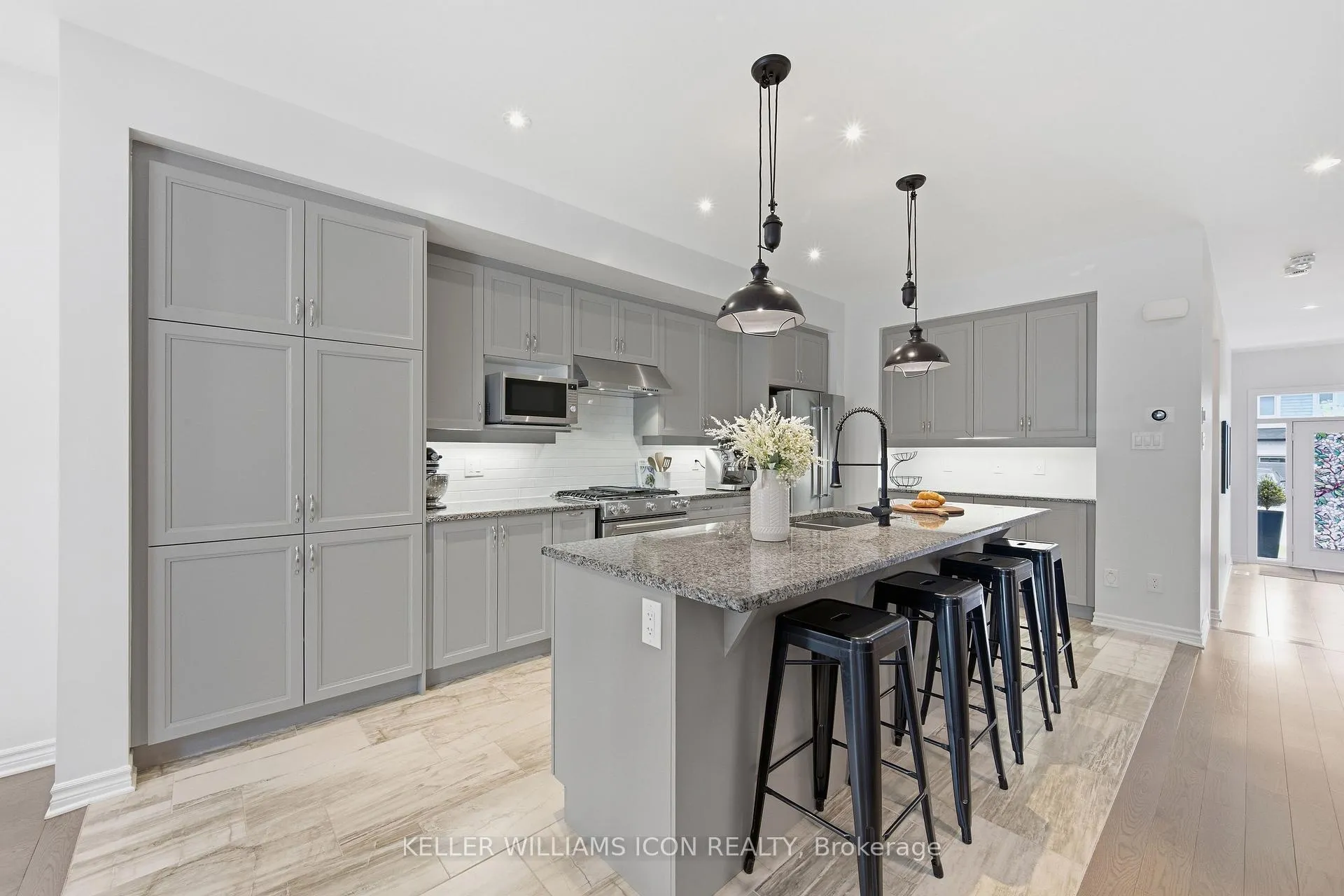 Photo 12 of 188 Larimar Circle, Ottawa, Riverside South/Gloucester Glen — HOMEH