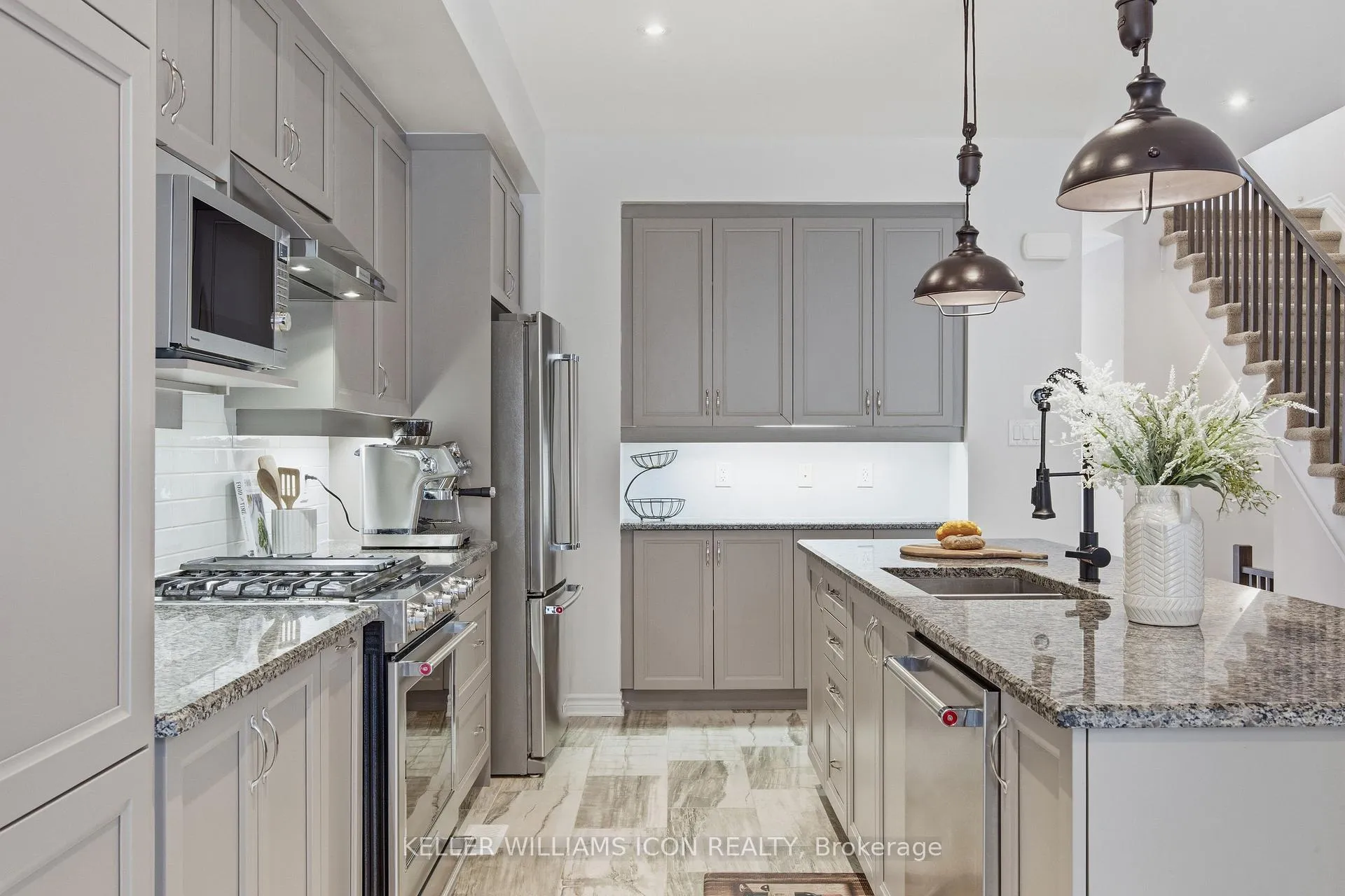 Photo 13 of 188 Larimar Circle, Ottawa, Riverside South/Gloucester Glen — HOMEH