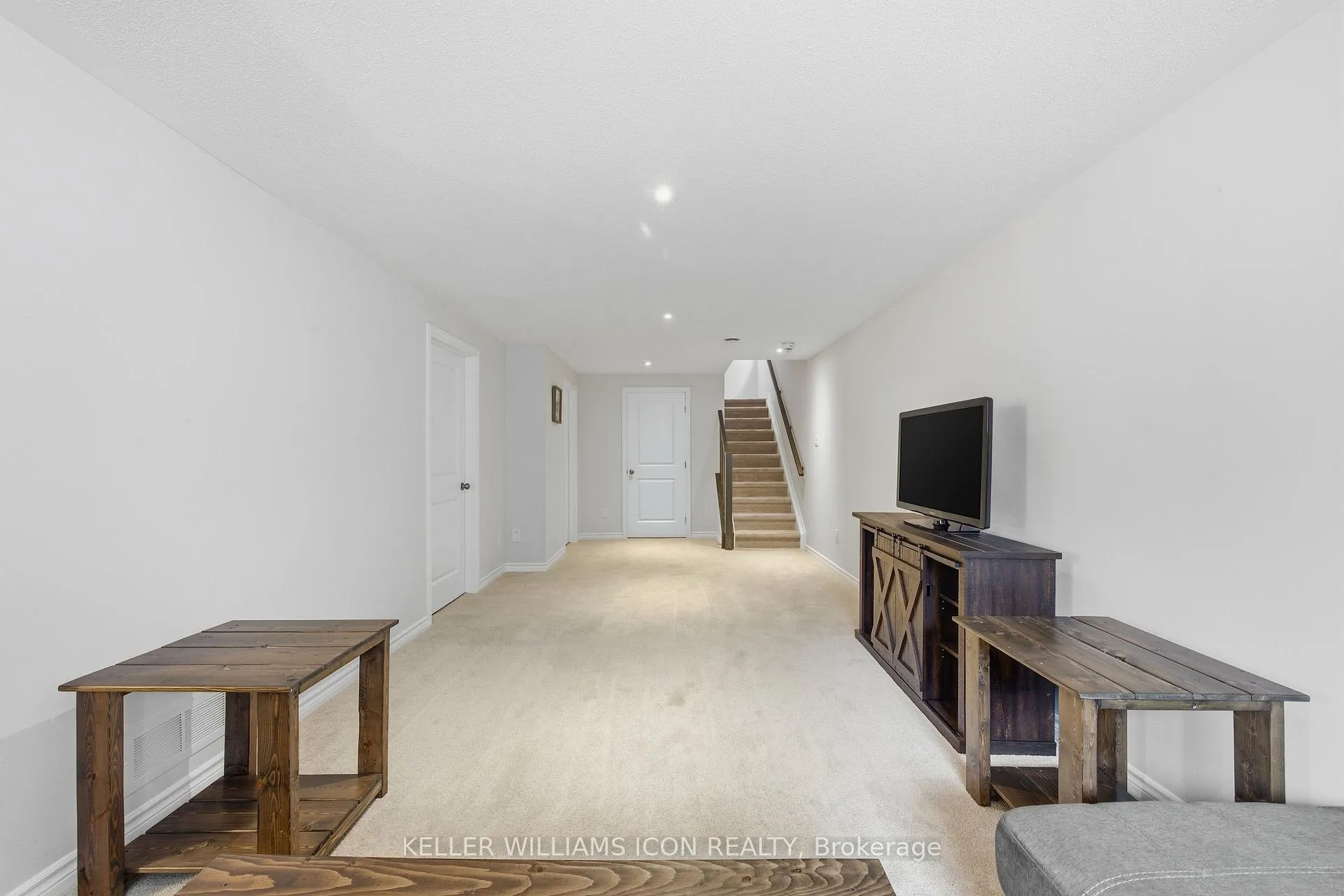Photo 38 of 188 Larimar Circle, Ottawa, Riverside South/Gloucester Glen — HOMEH