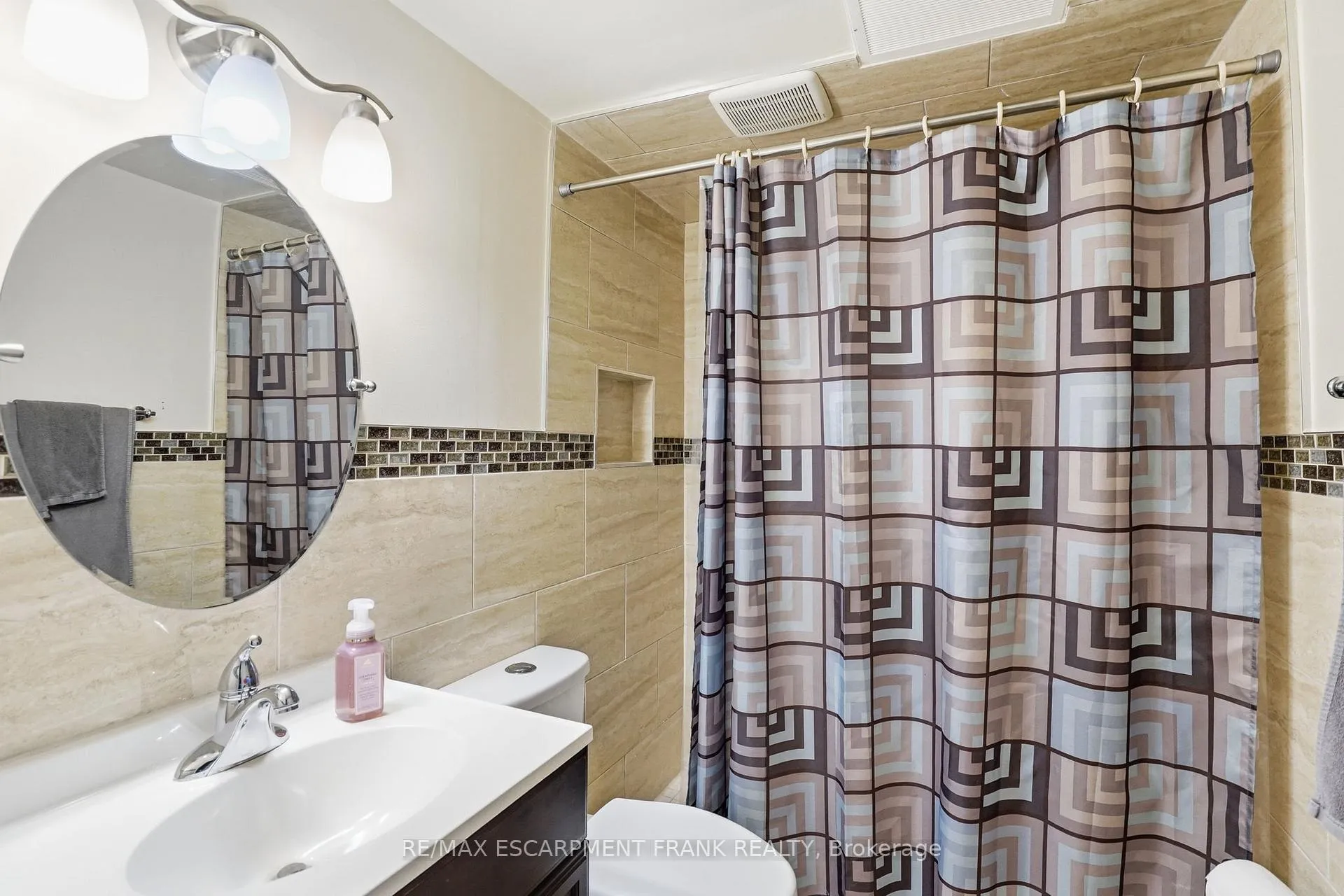 Photo 40 of 593 Grey Street, Brantford, Echo Place — HOMEH