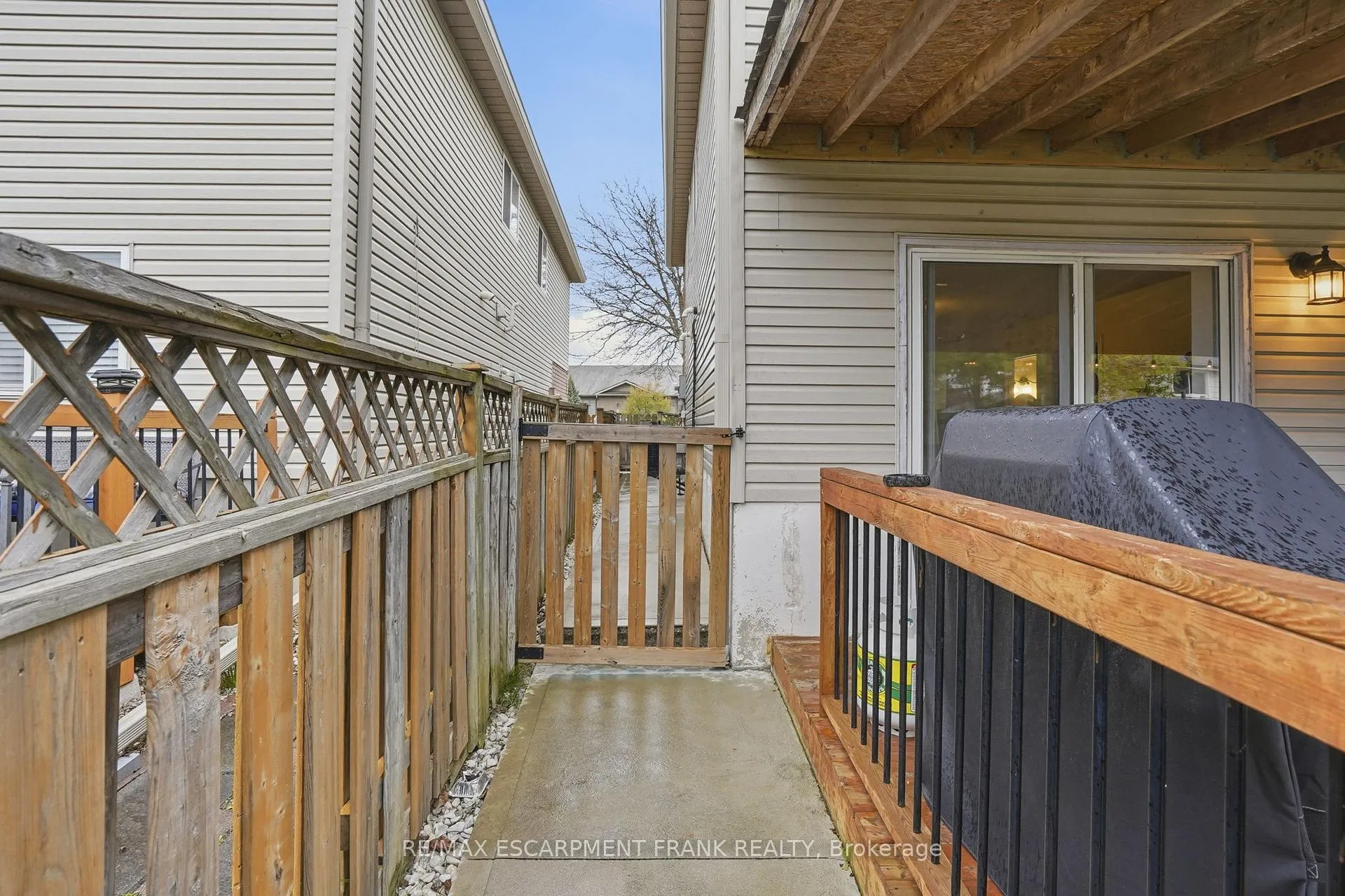 Photo 46 of 593 Grey Street, Brantford, Echo Place — HOMEH
