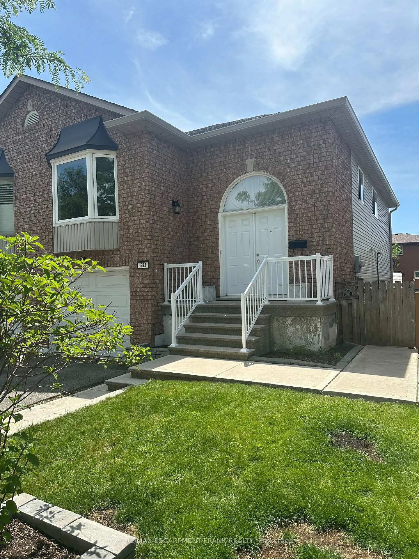 Photo 1 of 593 Grey Street, Brantford, Echo Place — HOMEH
