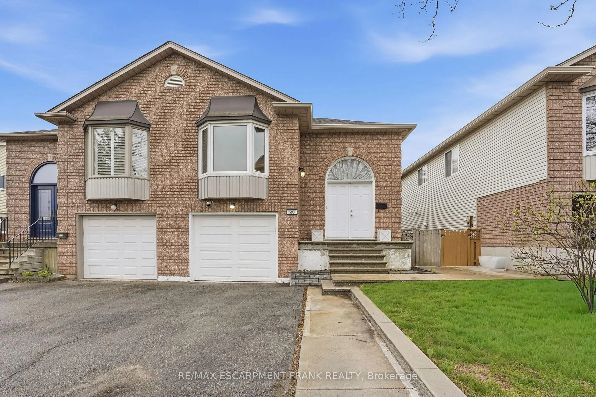 Photo 2 of 593 Grey Street, Brantford, Echo Place — HOMEH