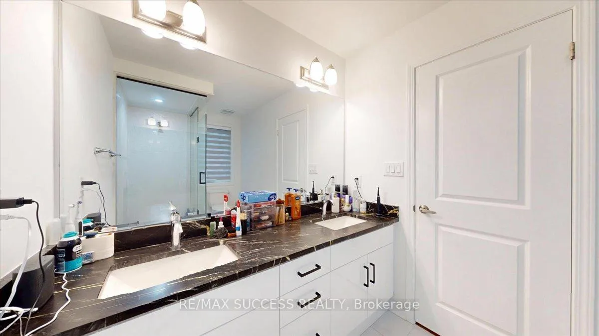 Photo 34 of 3071 Travertine Drive, Oakville, Northwest — HOMEH
