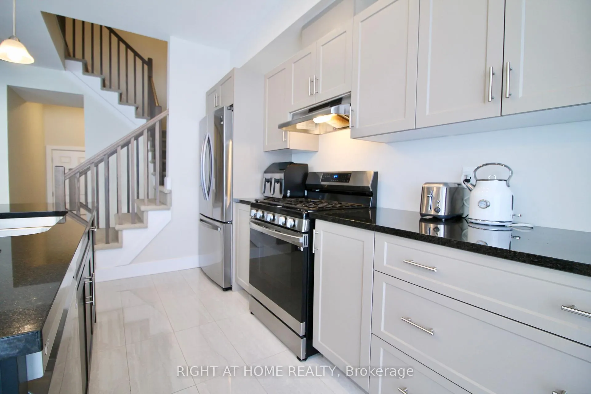 Photo 14 of 65 Antonakos Drive, Carleton Place — HOMEH