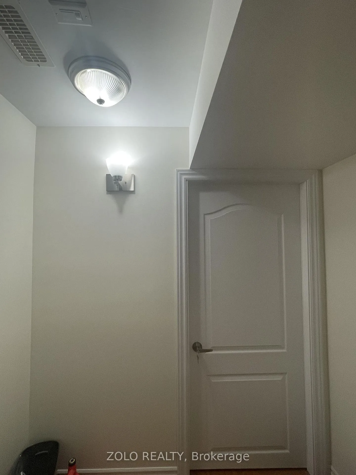 Photo 5 of Unit (BASEMENT), 88 Maddybeth Crescent, Brampton, Bram West — HOMEH