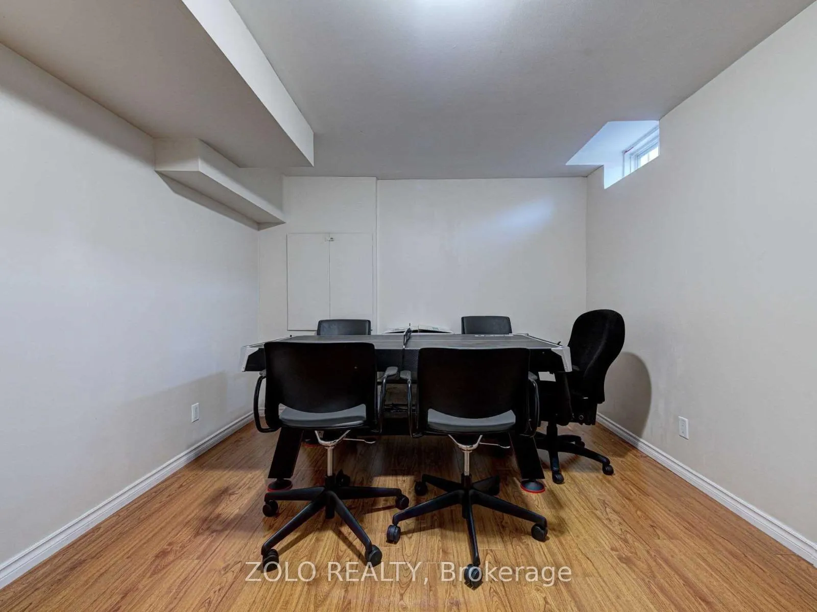 Photo 7 of Unit (BASEMENT), 88 Maddybeth Crescent, Brampton, Bram West — HOMEH