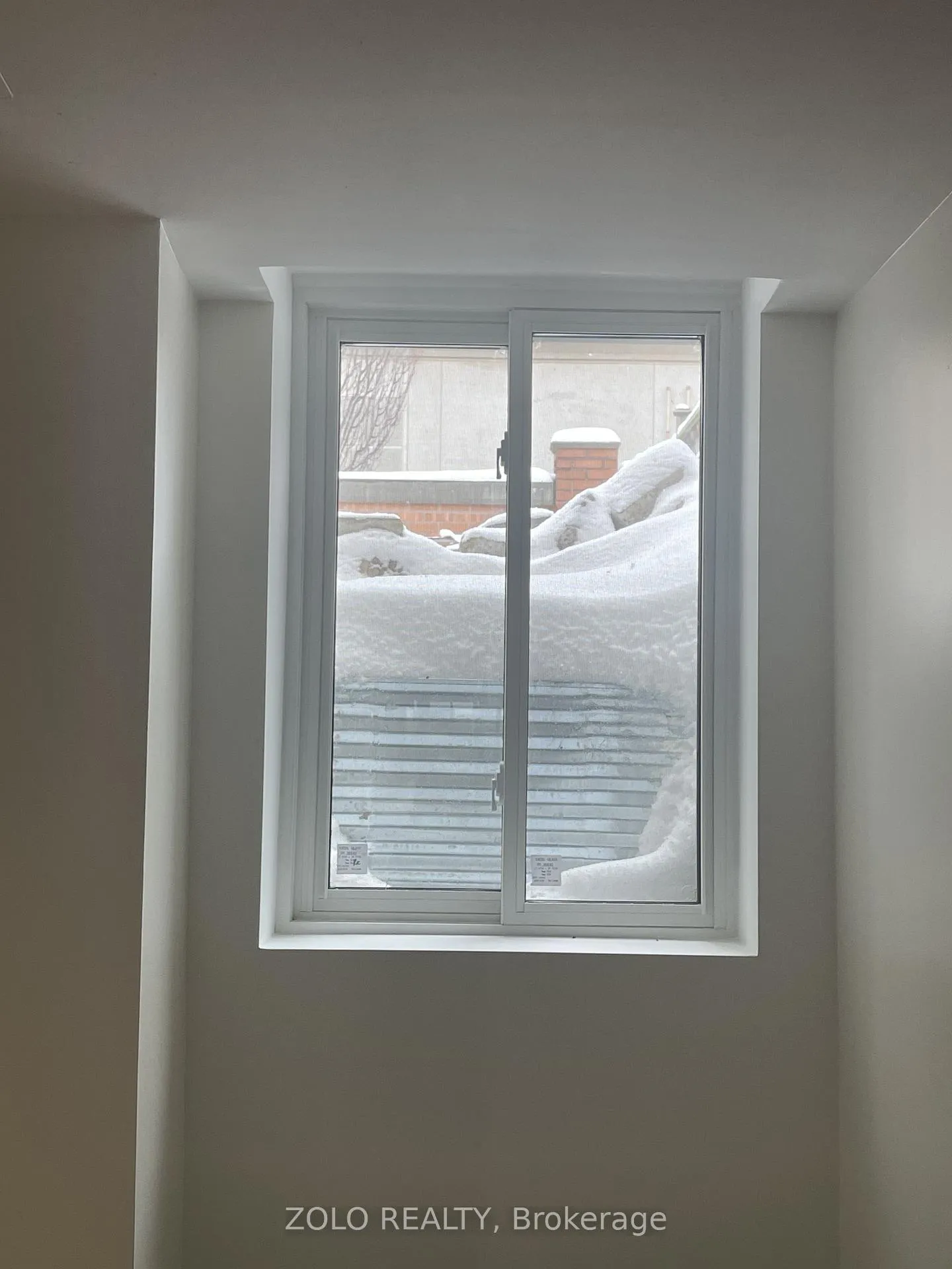 Photo 10 of Unit (BASEMENT), 88 Maddybeth Crescent, Brampton, Bram West — HOMEH