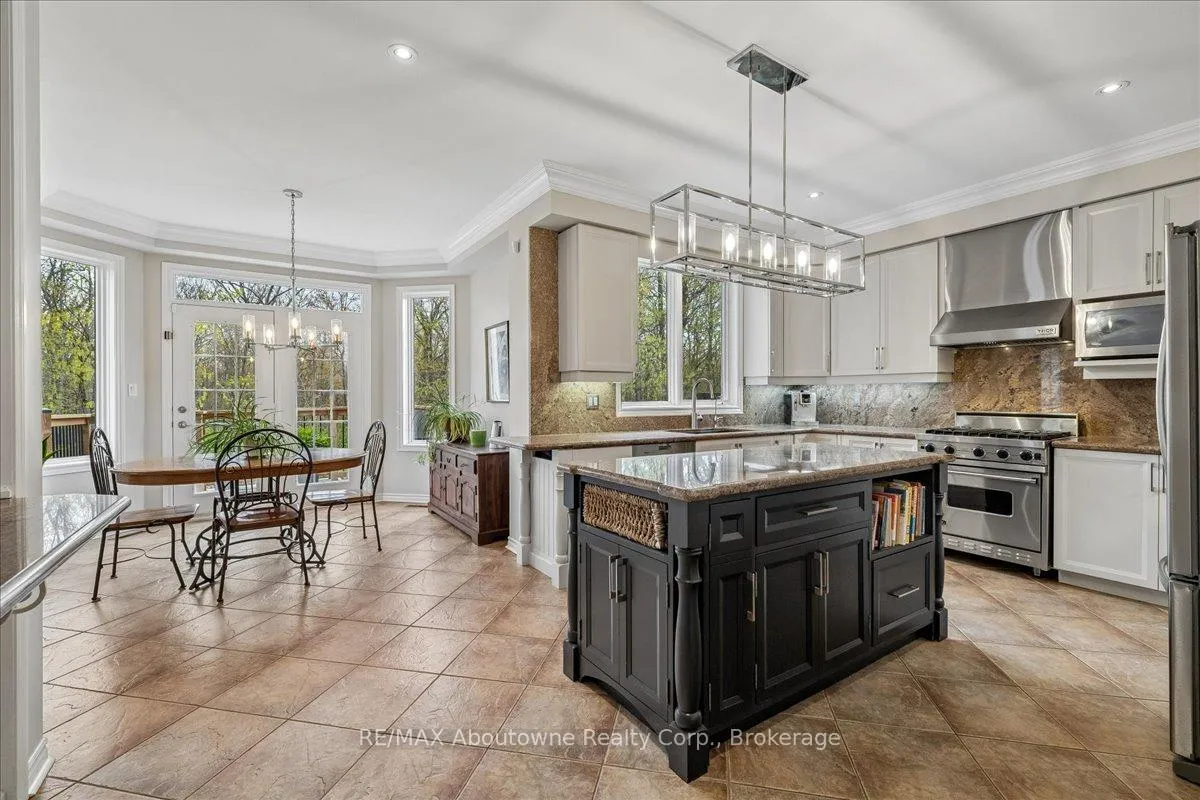 Photo 7 of 1794 Glenvista Drive, Oakville, Joshua Creek — HOMEH