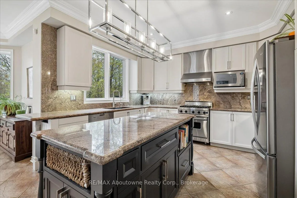 Photo 10 of 1794 Glenvista Drive, Oakville, Joshua Creek — HOMEH