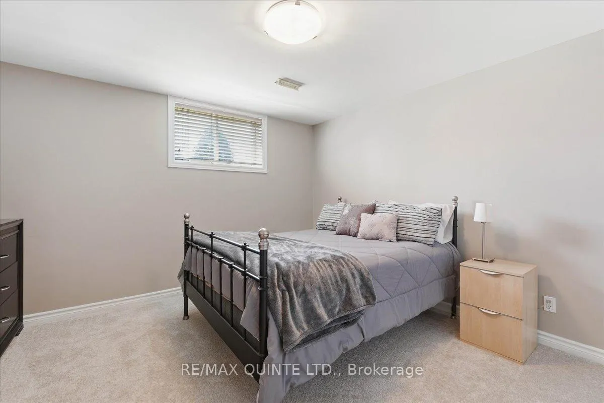 Photo 34 of 29 Stonegate Crescent, Quinte West, Frankford Ward — HOMEH