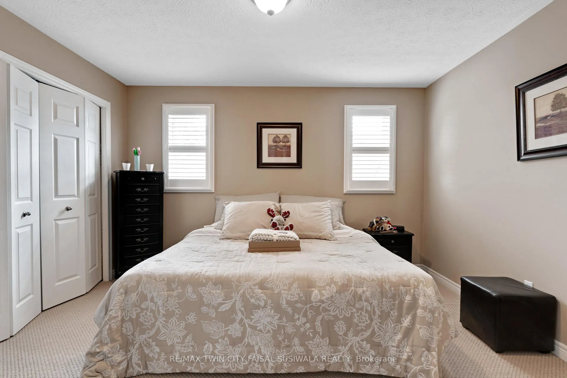 Photo 22 of 235 Dundas Street W, Brant, Paris — HOMEH