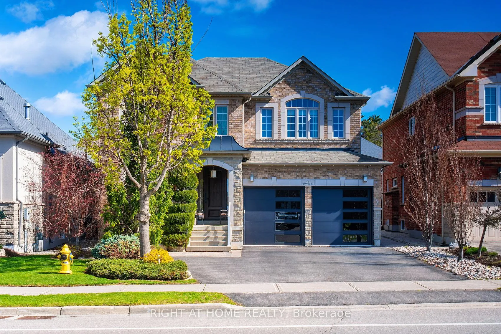 Photo 3 of 464 Davos Road, Vaughan, Vellore Village — HOMEH