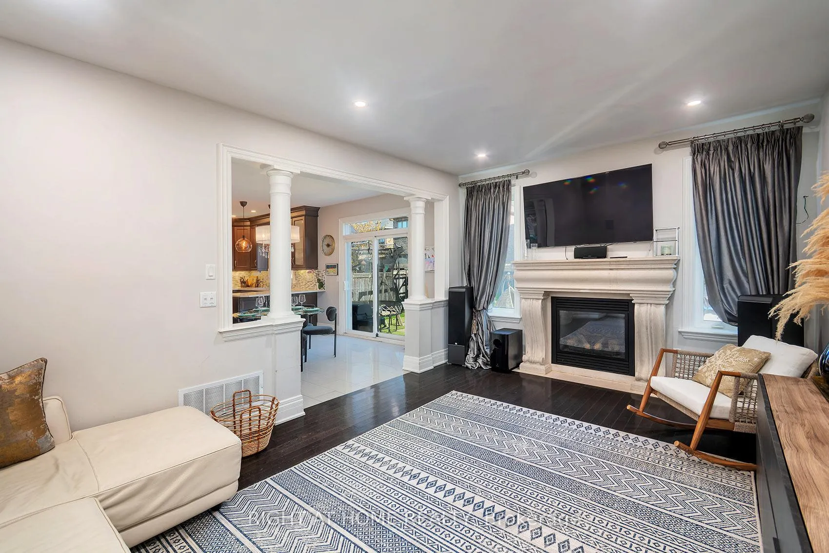 Photo 11 of 464 Davos Road, Vaughan, Vellore Village — HOMEH