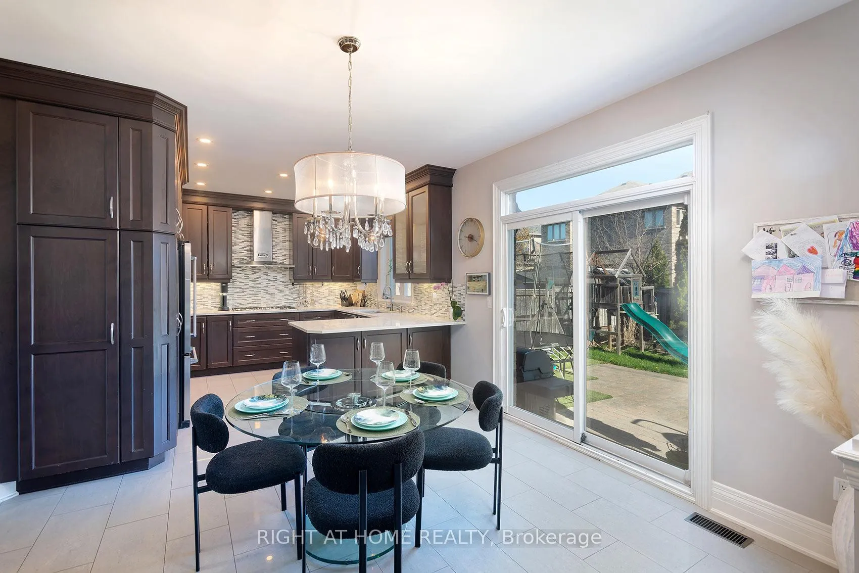 Photo 16 of 464 Davos Road, Vaughan, Vellore Village — HOMEH