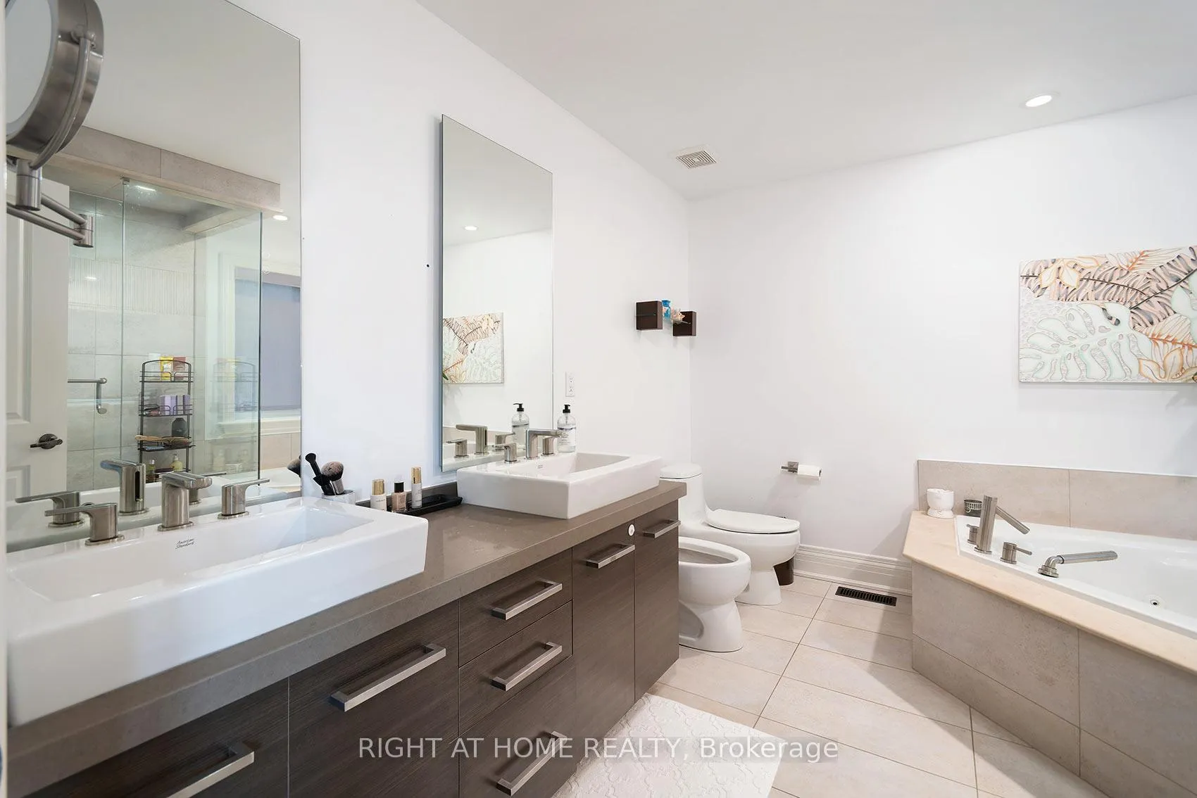 Photo 26 of 464 Davos Road, Vaughan, Vellore Village — HOMEH