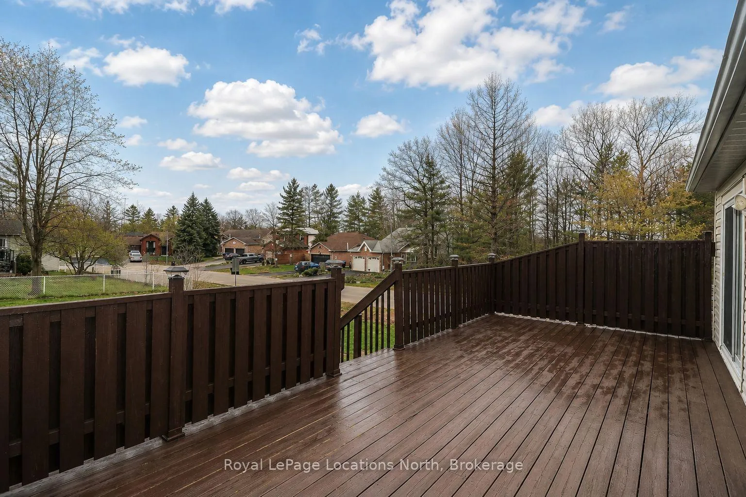 Photo 4 of 2 Langevin Drive, Wasaga Beach — HOMEH