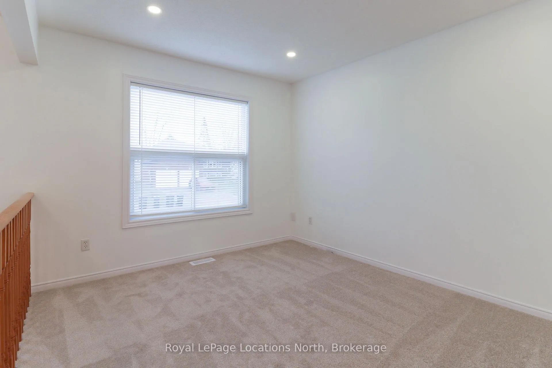 Photo 26 of 2 Langevin Drive, Wasaga Beach — HOMEH