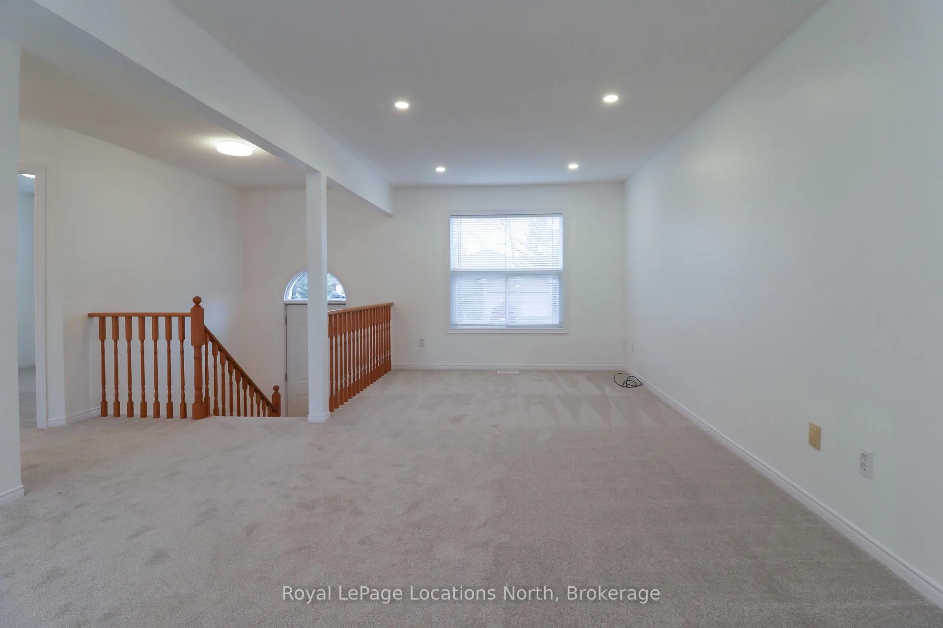 Photo 27 of 2 Langevin Drive, Wasaga Beach — HOMEH