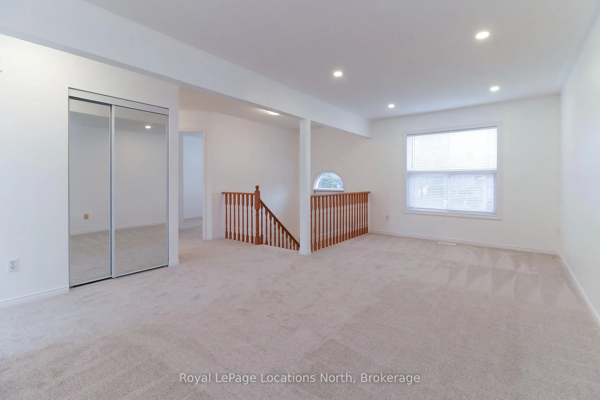 Photo 28 of 2 Langevin Drive, Wasaga Beach — HOMEH