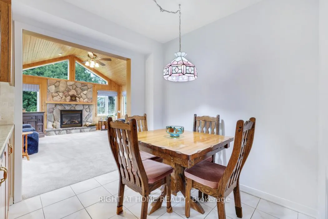 Photo 10 of 16 Lambert Drive, Ottawa, Sheahan Estates/Trend Village — HOMEH