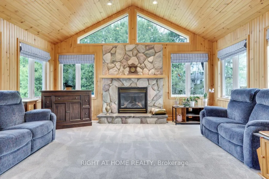 Photo 11 of 16 Lambert Drive, Ottawa, Sheahan Estates/Trend Village — HOMEH