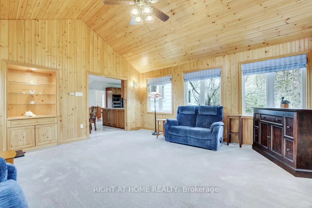 Photo 14 of 16 Lambert Drive, Ottawa, Sheahan Estates/Trend Village — HOMEH