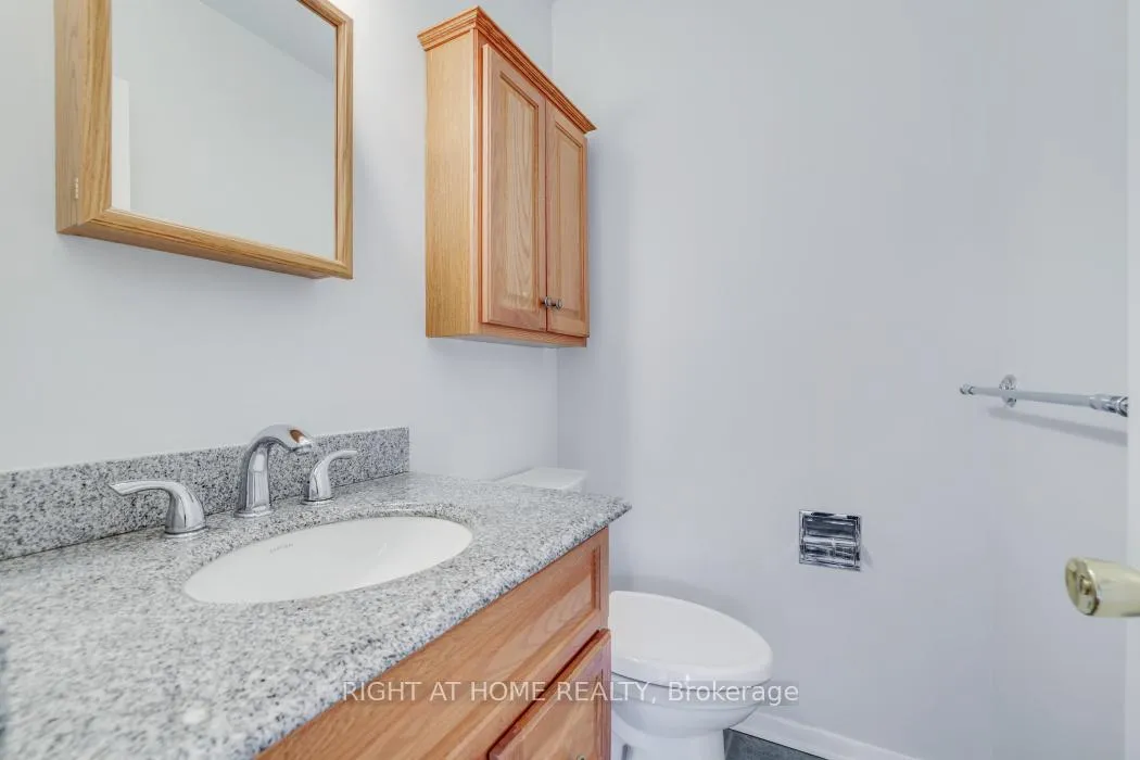 Photo 15 of 16 Lambert Drive, Ottawa, Sheahan Estates/Trend Village — HOMEH