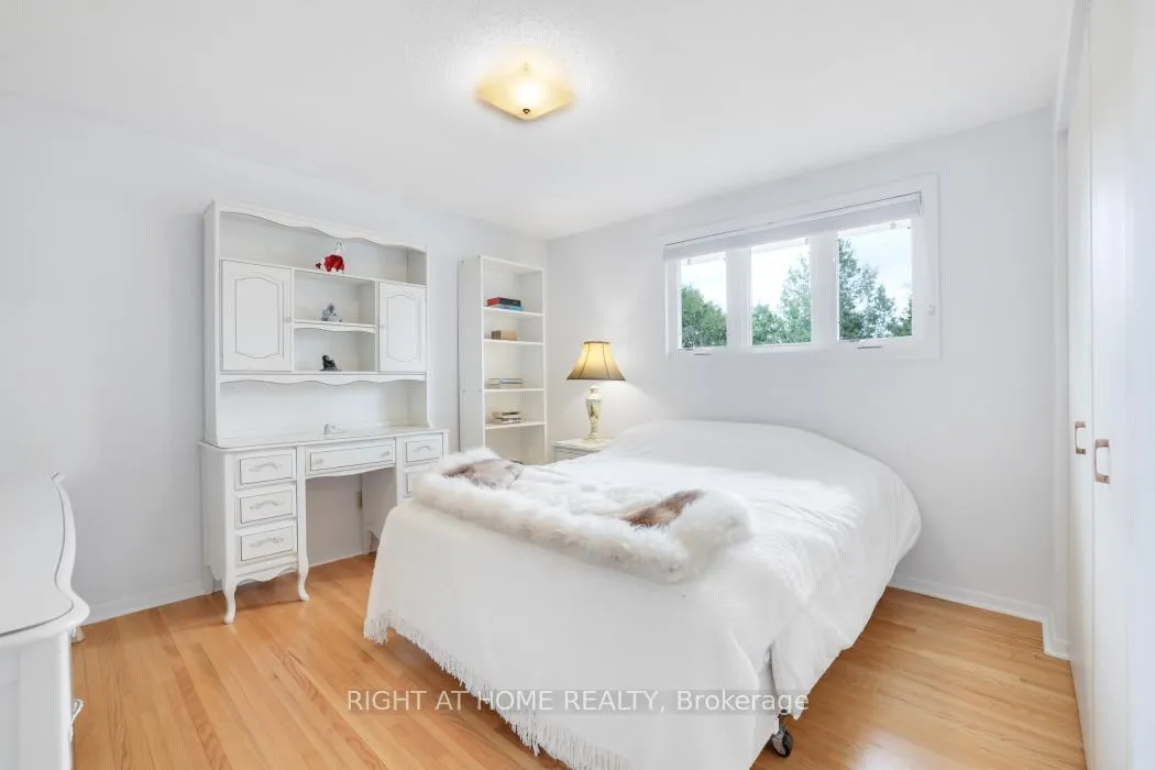 Photo 19 of 16 Lambert Drive, Ottawa, Sheahan Estates/Trend Village — HOMEH