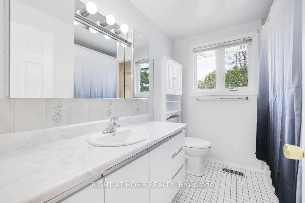Photo 23 of 16 Lambert Drive, Ottawa, Sheahan Estates/Trend Village — HOMEH