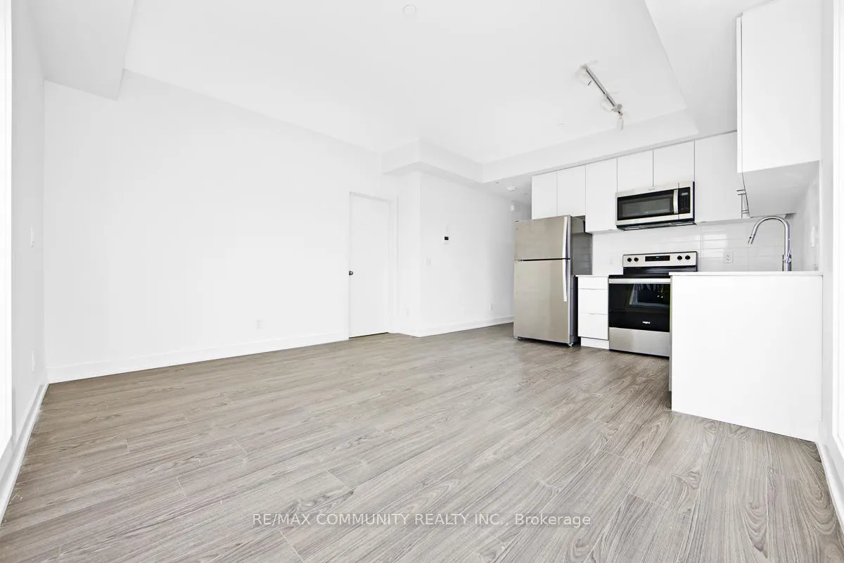 Photo 5 of Unit 303A, 16 Melbourne Avenue, St. Catharines, E. Chester — HOMEH