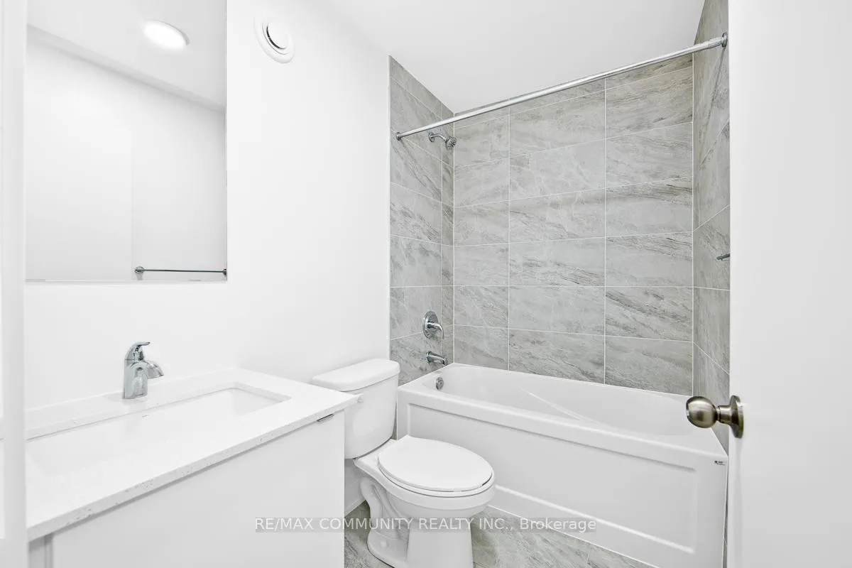 Photo 14 of Unit 303A, 16 Melbourne Avenue, St. Catharines, E. Chester — HOMEH