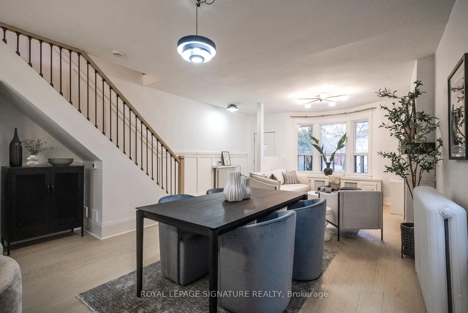 Photo 9 of Unit Upper, 216 Parkmount Road, Toronto, Greenwood-Coxwell — HOMEH